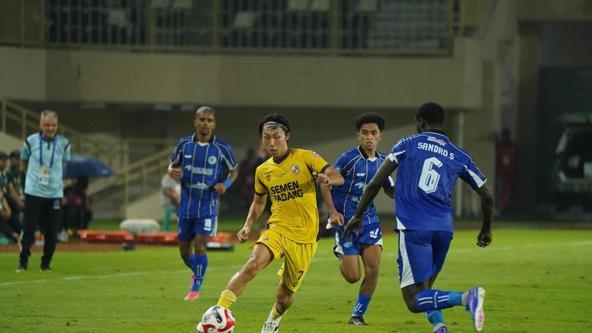 PSBS Biak vs Semen Padang Menang Perdana di Sleman