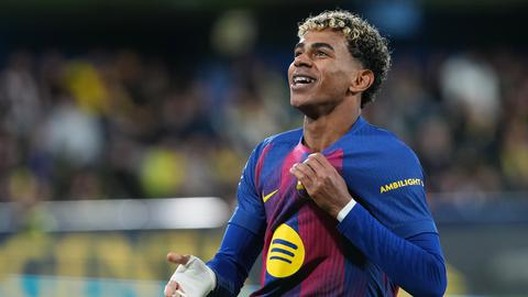 Pemain Muda Berbakat yang Siap Menguasai Dunia Sepak Bola